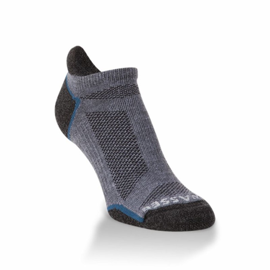 * Unique Hiwassee Light Weight No Show Socks Hot